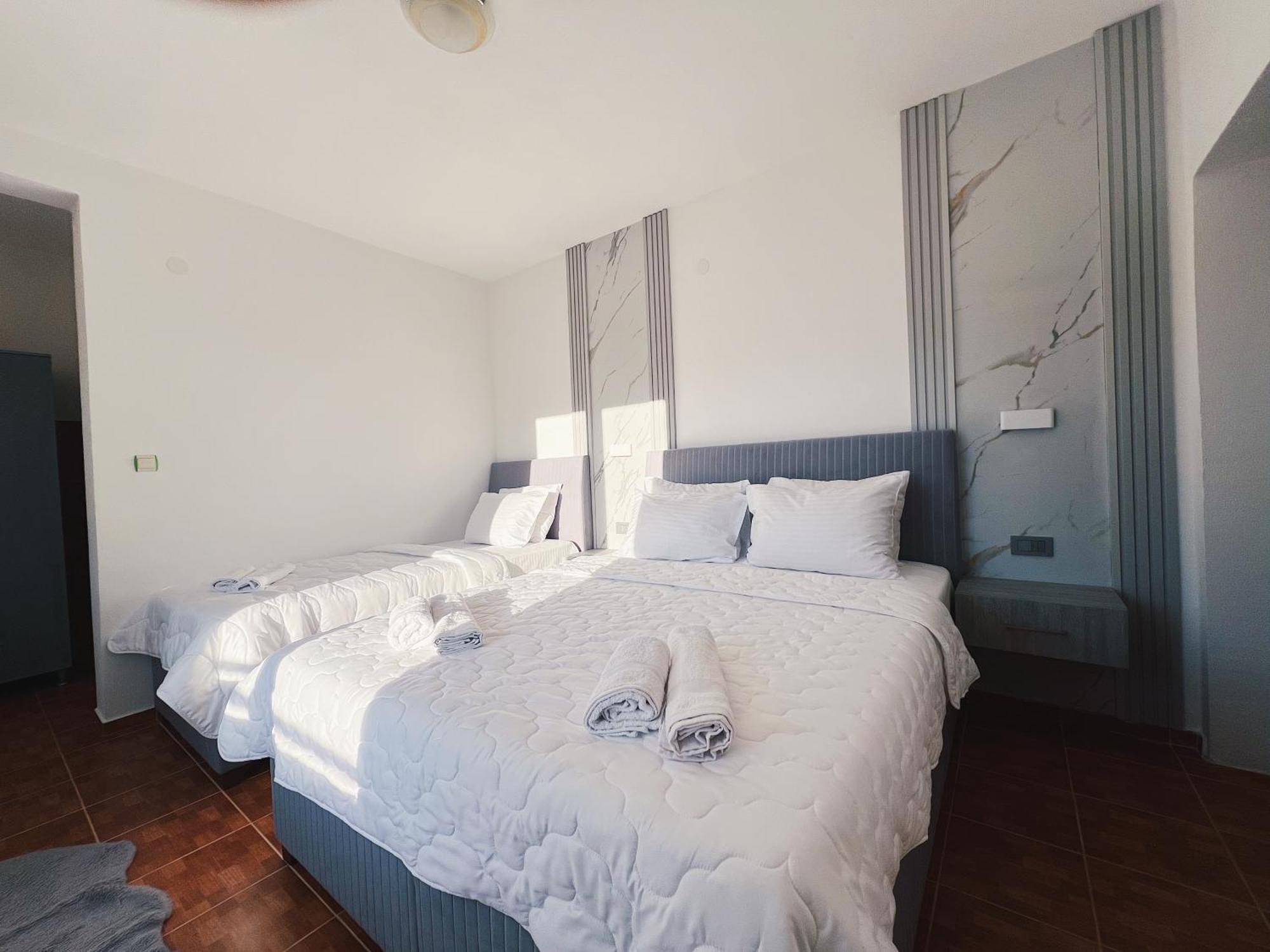 Apartments Fat E Jet - Pool & Breakfast Ulcinj Ruang foto